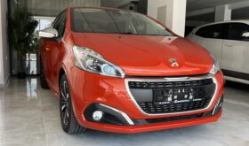 PEUGEOT 208 TECH EDITION