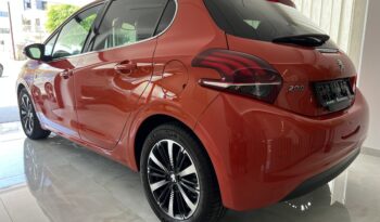 
									PEUGEOT 208 TECH EDITION full								