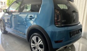 VW UP CROSS