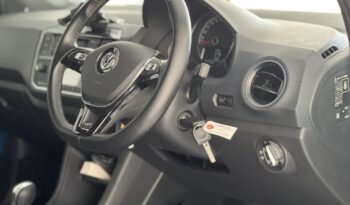 
									VW UP CROSS full								