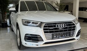 AUDI Q5 SLINE