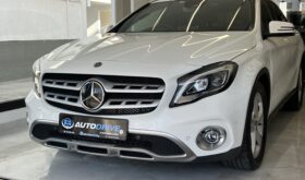 MERCEDES BENZ GLA220