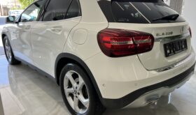 MERCEDES BENZ GLA220