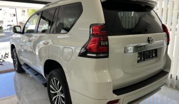 
									Toyota Land Cruiser Prado full								