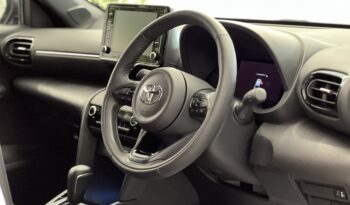 
									TOYOTA YARIS CROSS ADVENTURE full								