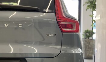 
									VOLVO XC40 full								