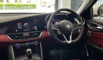 
									ALFA ROMEO GIULIA VELOCE full								