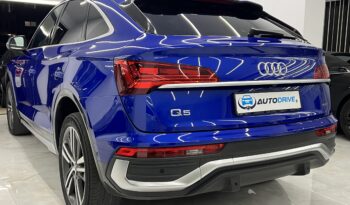 
									AUDI Q5 SPORTSBACK full								