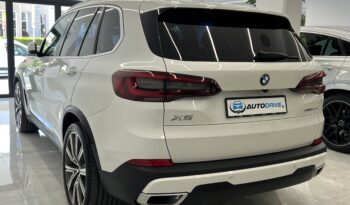 
									BMW X5 SPORT full								