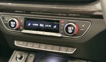 
									AUDI SQ5 SPORTBACK full								