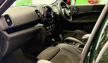 
									MINI COUNTRYMAN JCW full								