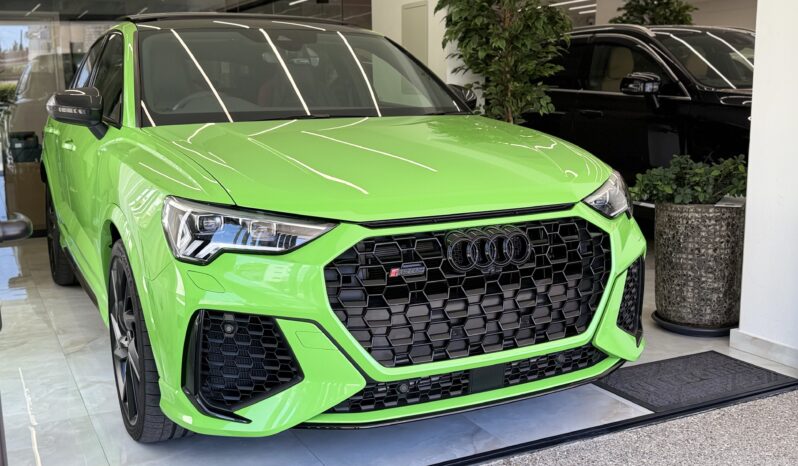 AUDI RSQ3 2021