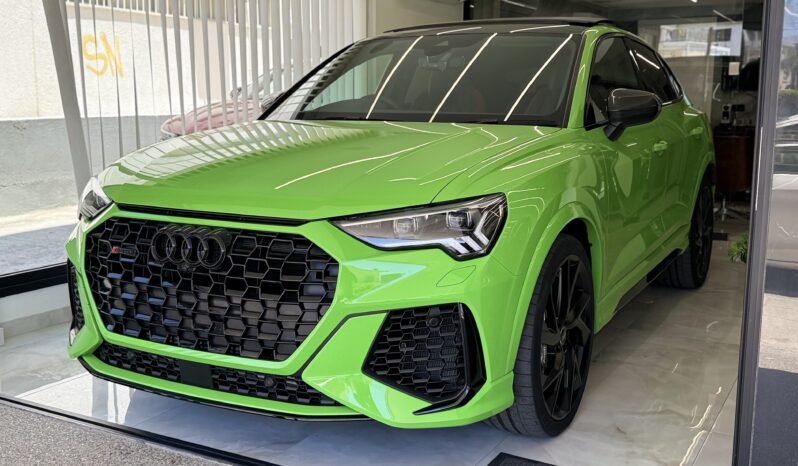 AUDI RSQ3 2021