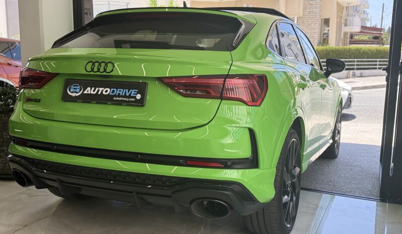 AUDI RSQ3 2021