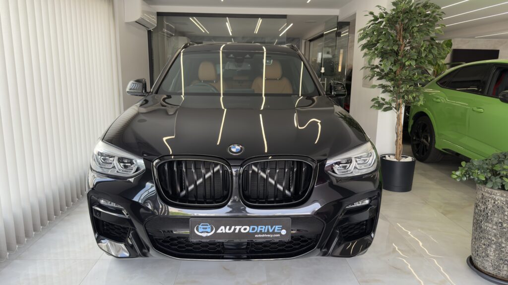 BMW X3 xDrive30e Plug-in Hybrid