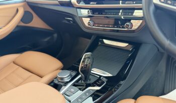 
									BMW X3 xDrive30e Plug-in Hybrid full								
