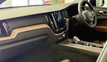 
									VOLVO XC60 2023 RECHARGE full								