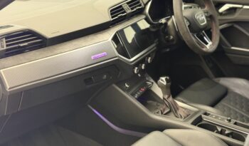 
									AUDI RSQ3 full								