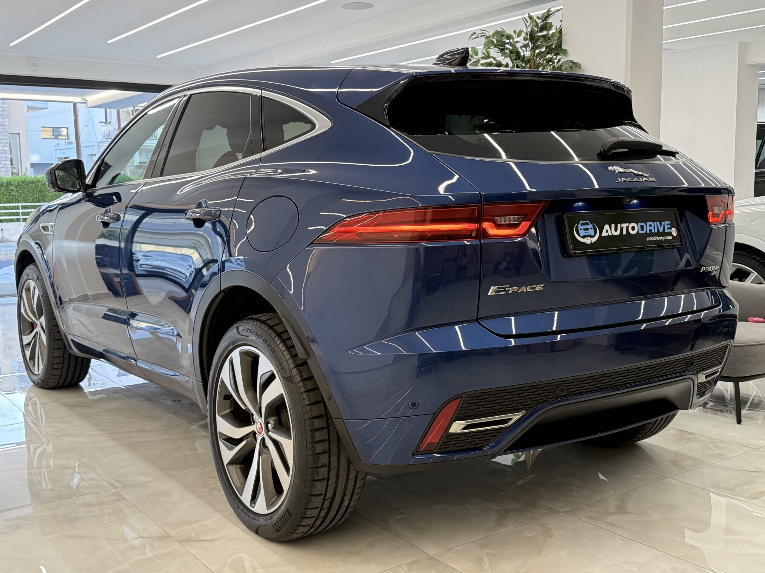 JAQUAR E-PACE photo 5