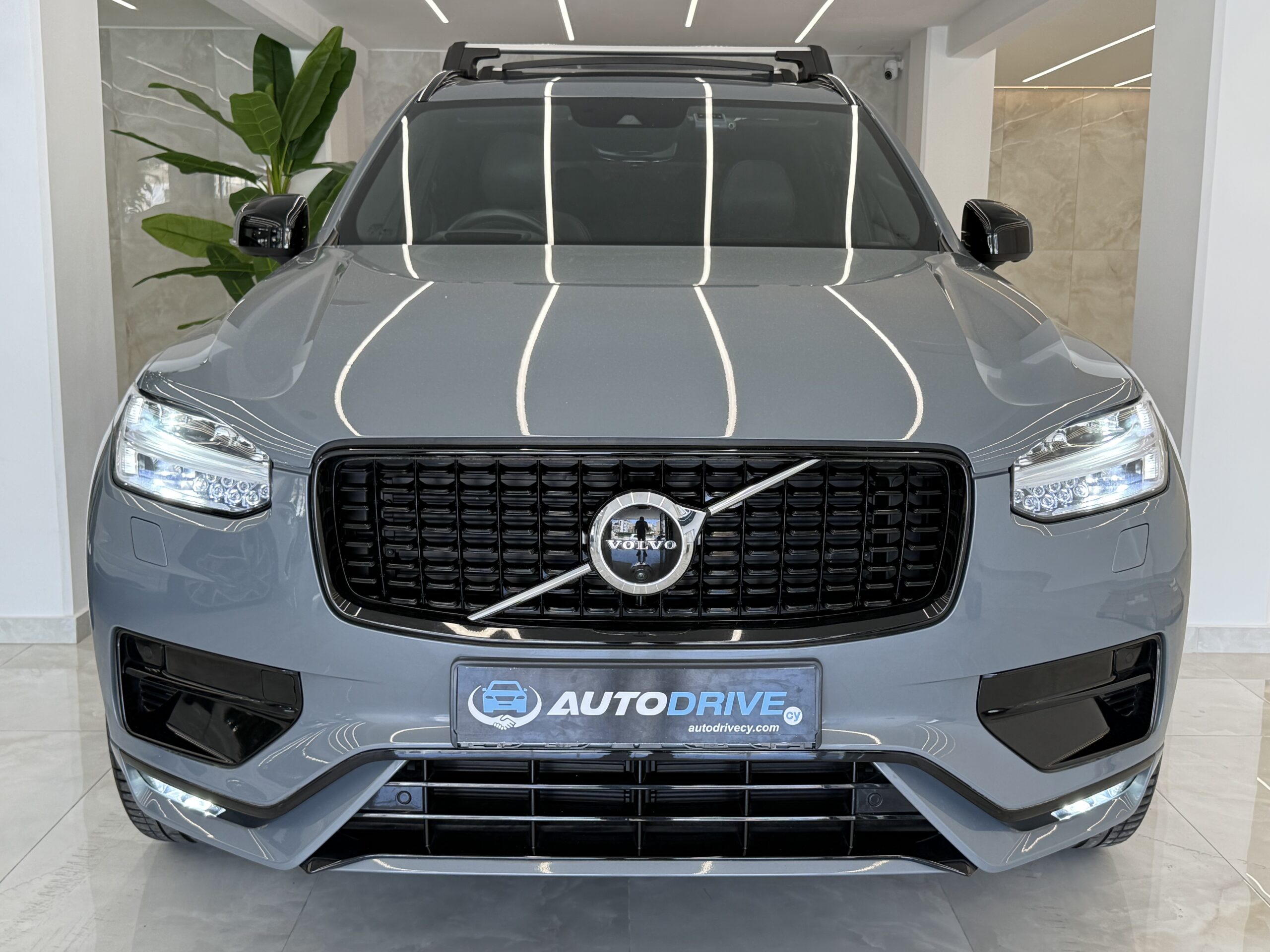 VOLVO XC90 photo 4