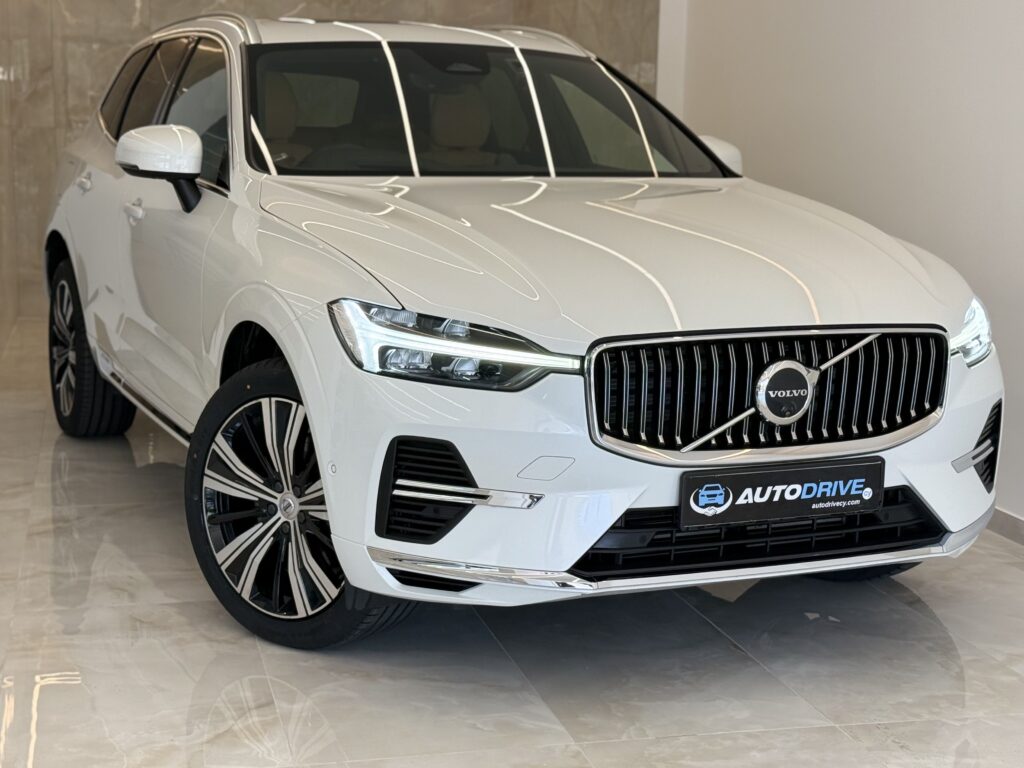 VOLVO XC60 T8